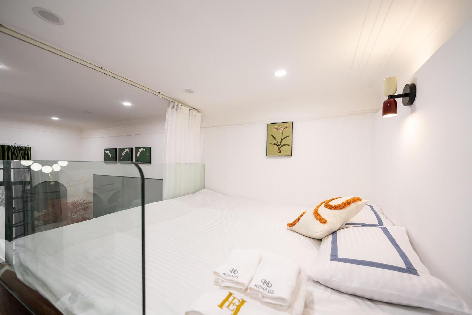 Apartment 上海小胖纸民宿-南京西路3店-桃之夭夭 *